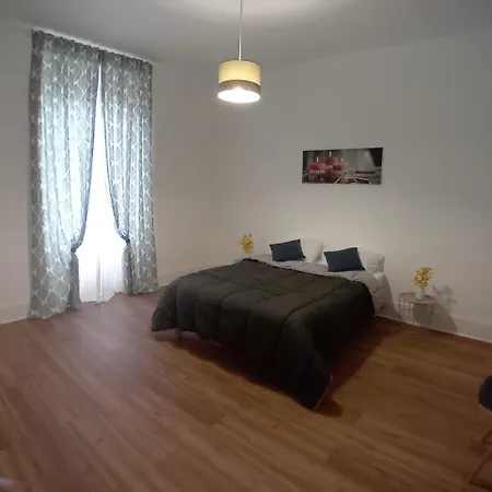 Apartamento Location A Dreux Exterior foto